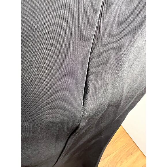 Harlyn Plunging Neckline Fit & Flare Halter Dress Black NEW ~ Size L - Picture 6 of 8